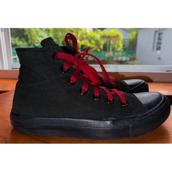 Converse All Star Black & Red Size 4 Men's 6 Women's - Picture 12 of 14